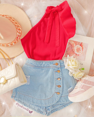 Si eres una mujer moderna y elegante, no puedes dejar de visitar nuestra tienda de ropa en Bogotá. Contamos con una amplia selección de prendas de vestir para mujeres, desde blusas manga corta hasta camisas sport y jeans para dama. Además, en nuestra tienda encontrarás los mejores sacos modernos y outfits sencillos para mujer.