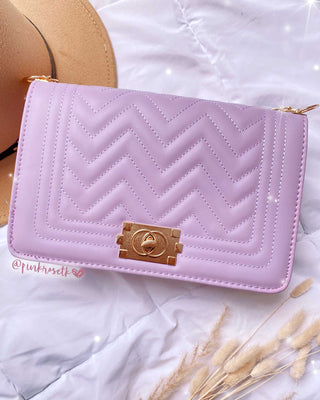 BOLSO LILA CADENA DORADA
