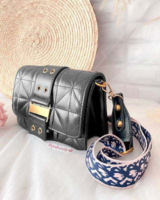 BOLSO NEGRO BRILLANTE