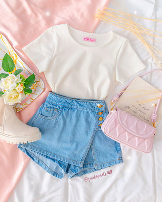 BLUSA BASICA CORTA CUELLO REDONDO