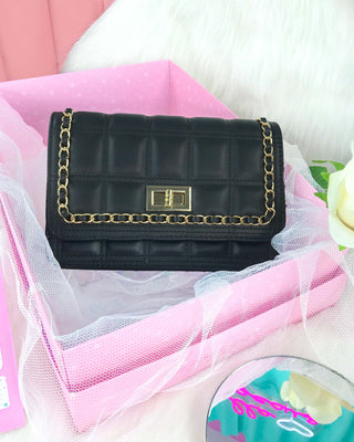 BOLSO TIPO CARTERA CADENA ALREDEDOR