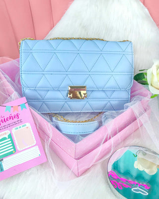 BOLSO TRIANGULOS CADENA DORADA