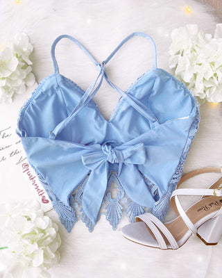CROP TOP EN BLONDA