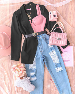 Blazer negro con cinturón