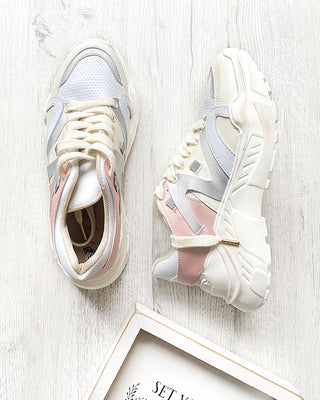 TENIS BLANCOS CON APLIQUES ROSA Y PLATA