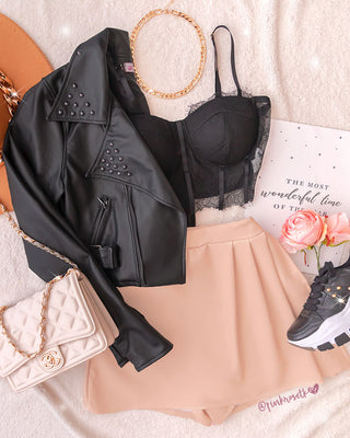 FALDA SHORT DE TAPITA Y PRENSES