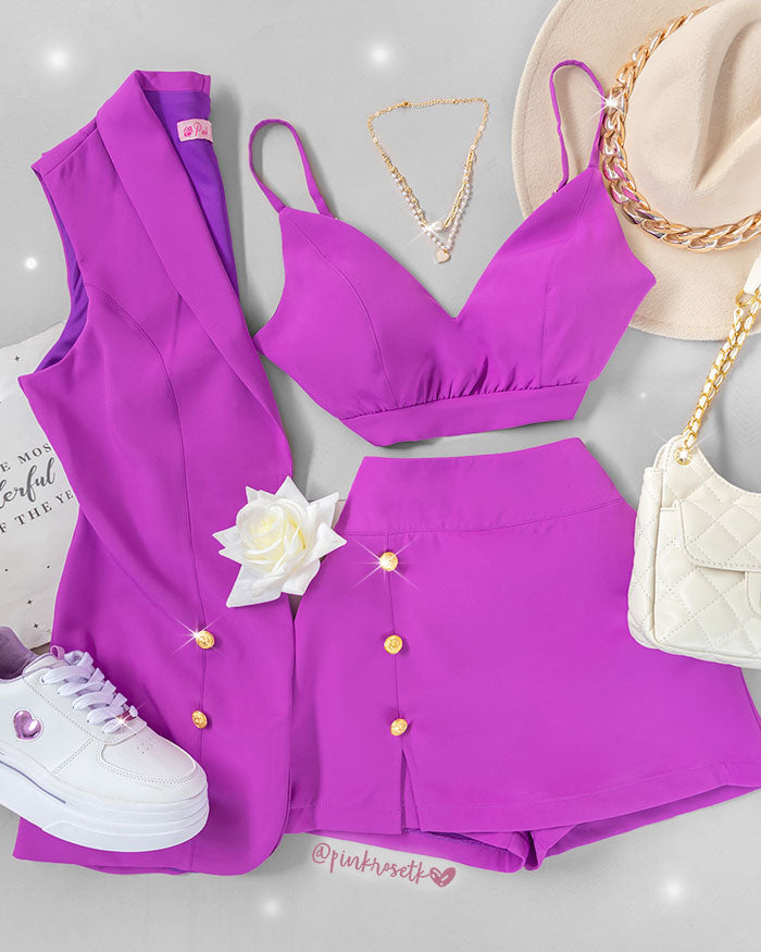 Set morado de top, falda short y blazer manga sisa