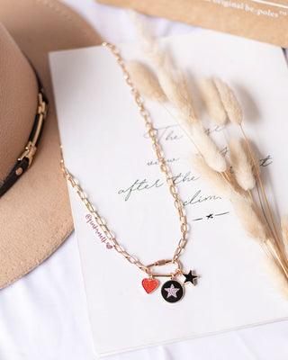 COLLAR ESTRELLITAS Y CORAZON