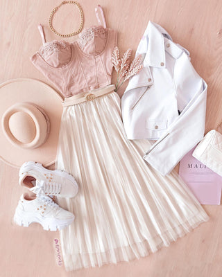 Crop top de varilla y encaje