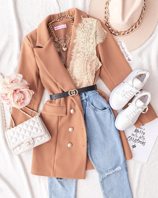 Body de encaje beige