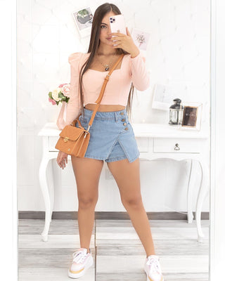 FALDA SHORT DE JEAN CUATRO BOTONES