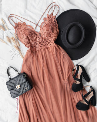 Vestido encaje terracota