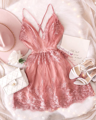 Vestido corto bordado