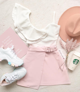 CROP TOP DE BOLEROS EN UN HOMBRO