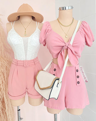 SHORT ROSA CON CINTURON