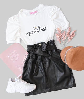 Camiseta love yourself