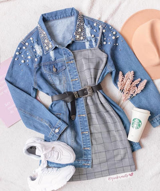 Abrigo de jean con apliques