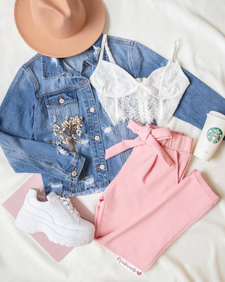 CHAQUETA DE JEAN CON DESGASTES