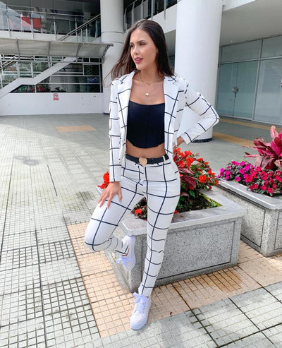 SET DE BLAZER Y PANTALÓN