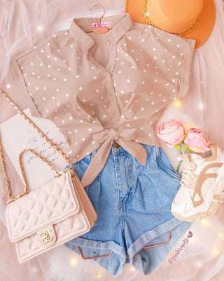 CAMISA CORAZONES BLANCOS DE AMARRAR ABAJO