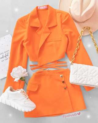 Set de falda y blazer naranja
