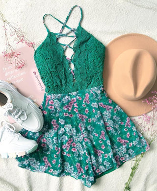 Romper de flores verdes