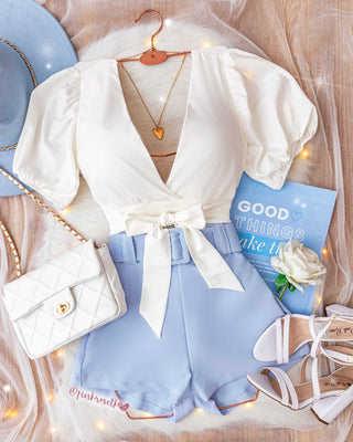 BLUSA BLANCA MOÑO EN CINTURA
