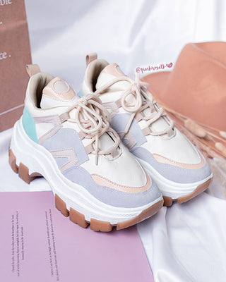 Tenis beige con verde