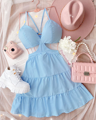 VESTIDO AZUL ESCOTE ADELANTE